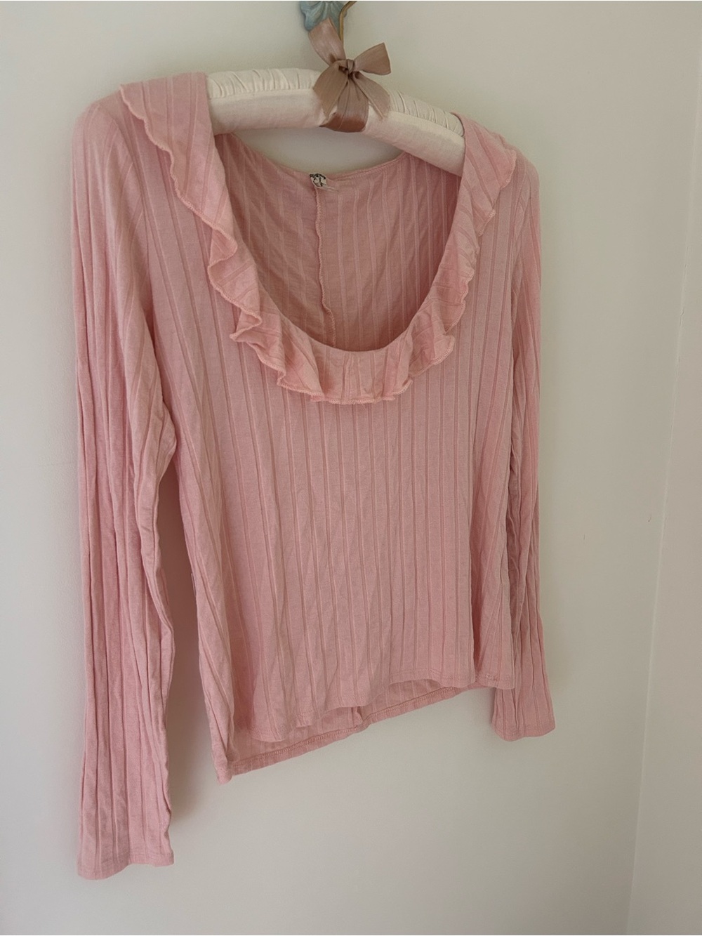 Intimately Blush Pink Ribbed Knit Top with Ruffle Neckline - Picture 6 of 10
